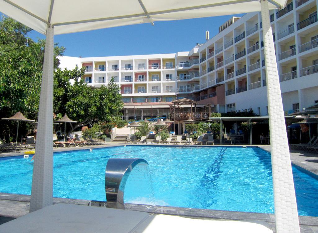 Marina Hotel ไอยานาปา ภายนอก รูปภาพ